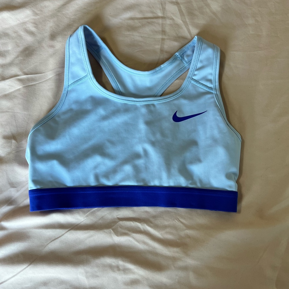 Nike non padded sports bra